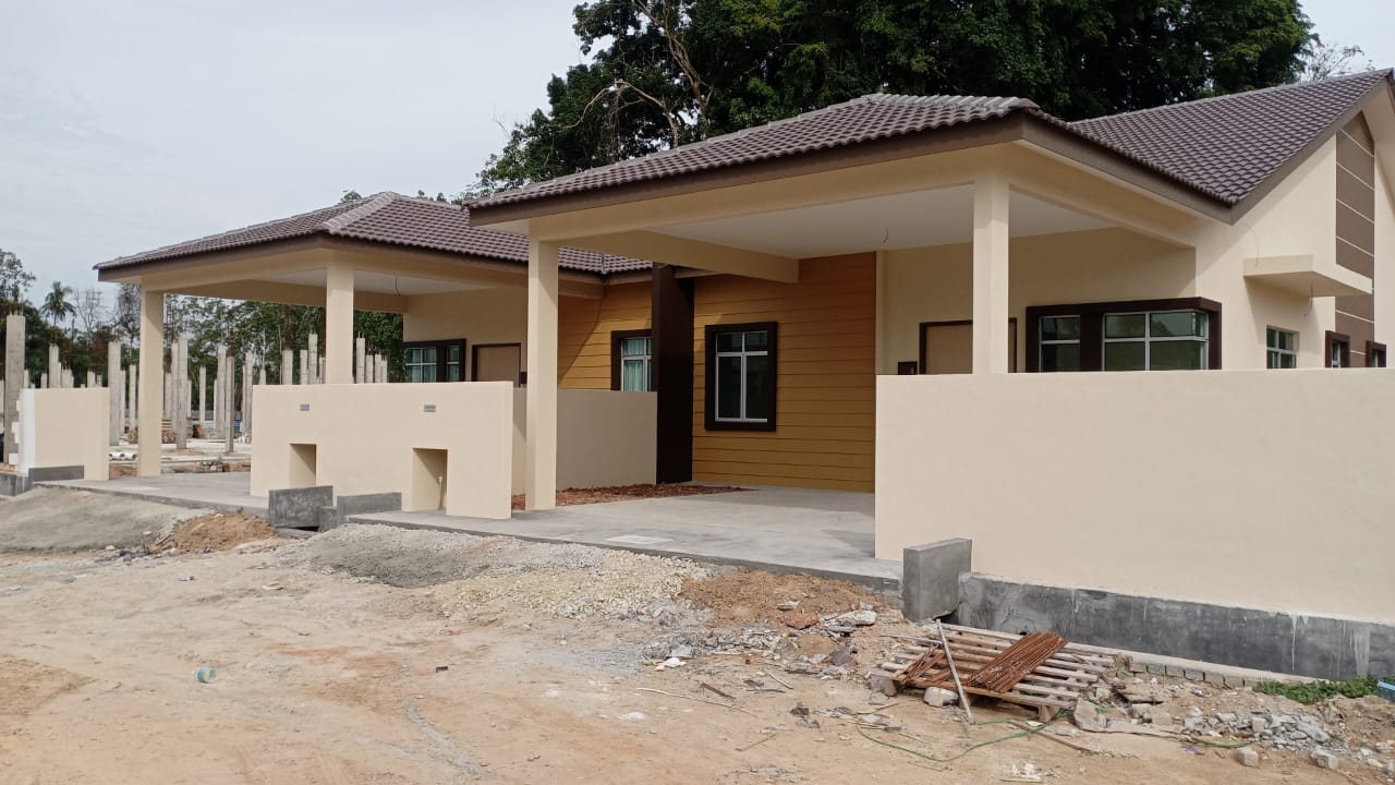 Taman Batang Melaka Indah - Semi-D